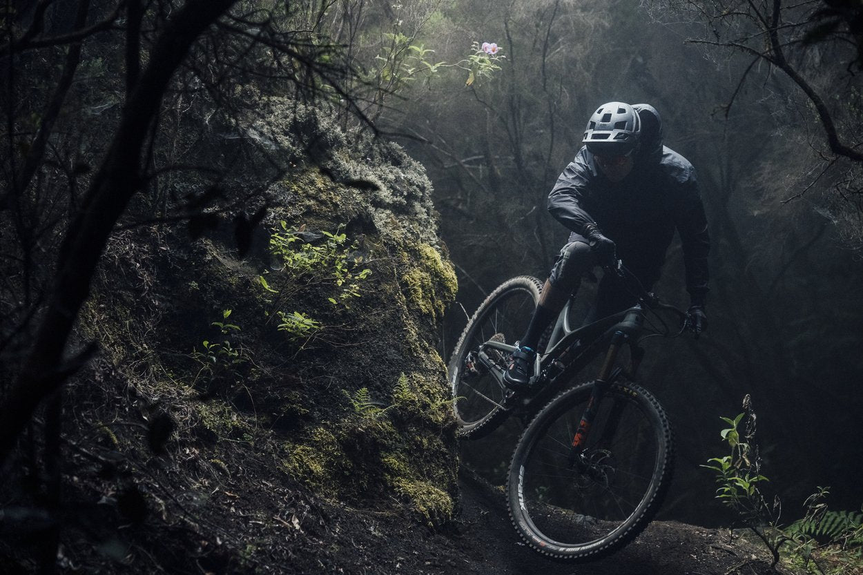 ION Rain Shorts Shelter 2021