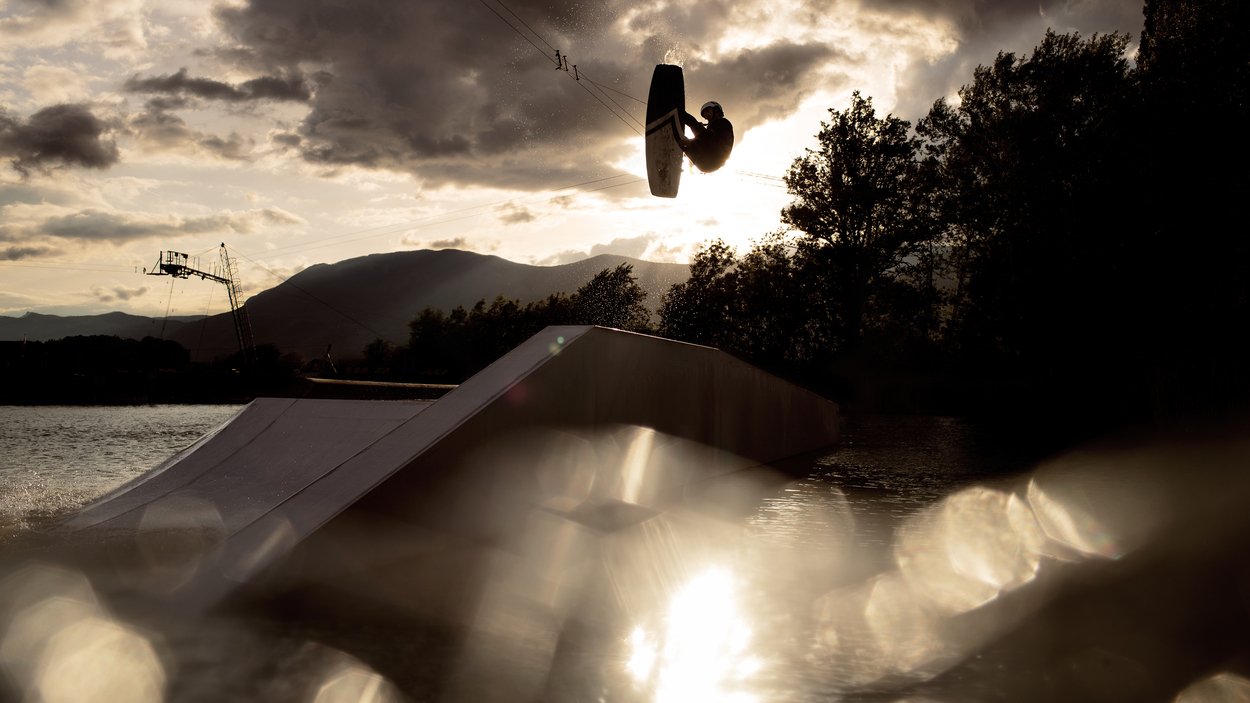 ION Vector Vest Amp Front Zip 2025